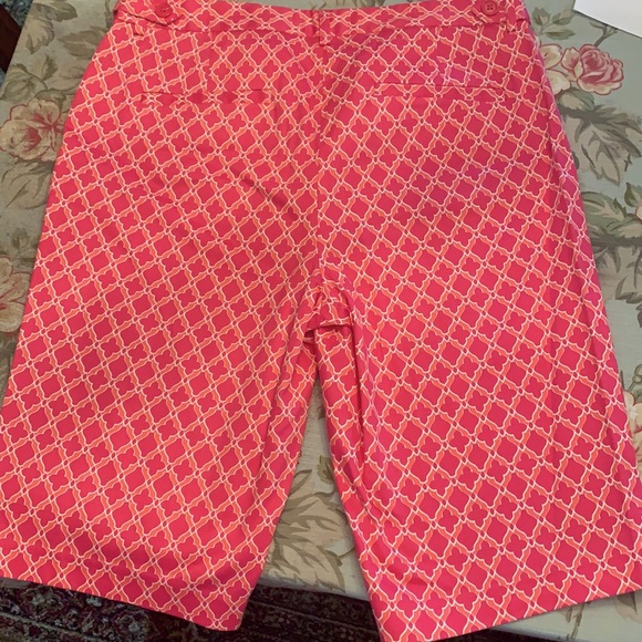 Shorts - Picture 3 of 3